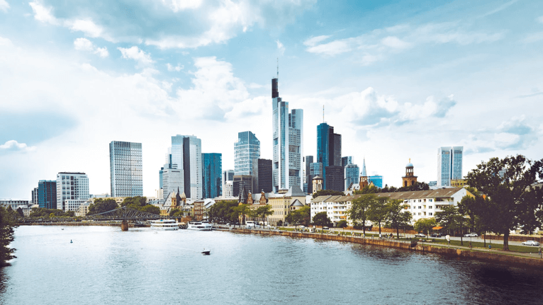 欧洲旅游商旅人士不可错过的购物天堂，还有智能退税服务等着你哦